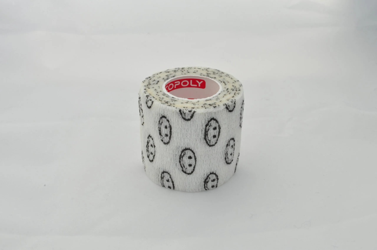 Bandaj autoadeziv 5cm x 4,5m, alb smiles, Copoly