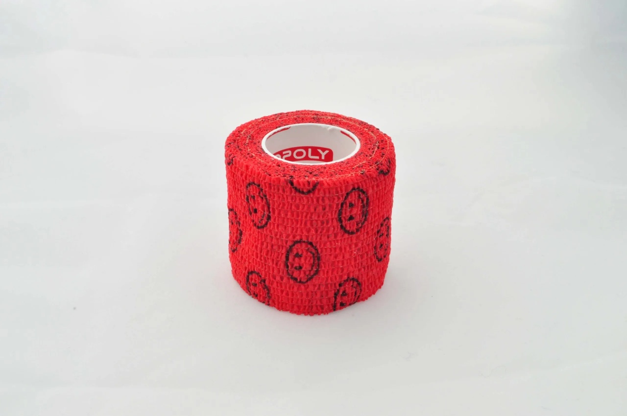Bandaj autoadeziv 5cm x 4,5m, rosu smiles, Copoly