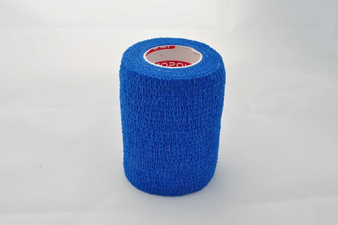 Bandaj autoadeziv 7,5cm x 4,5m, albastru deschis, Copoly