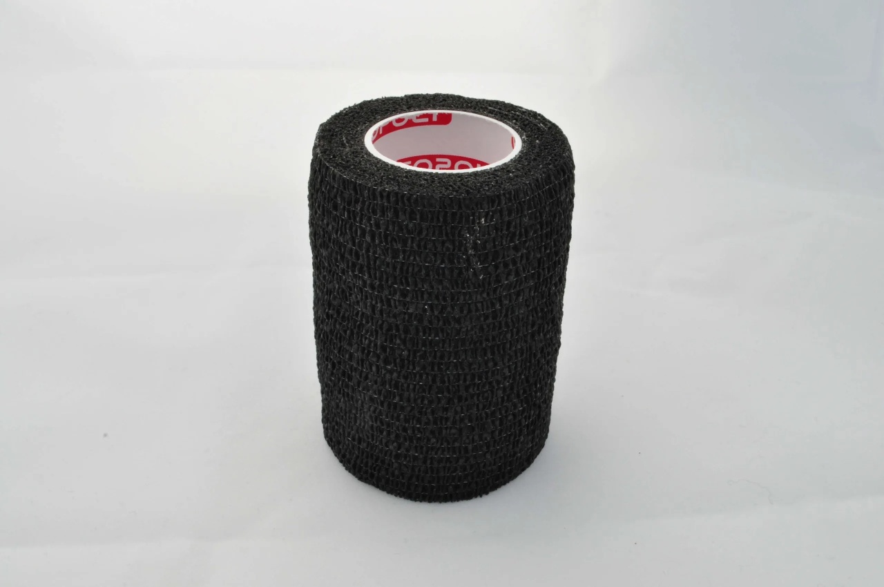 Bandaj autoadeziv 7,5cm x 4,5m, negru, Copoly