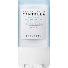 Skin1004 Madagascar Centella Hyalu-Cica Silky-Fit Sun Stick Spf50+ Pa++++ Face Stick, 20 G,