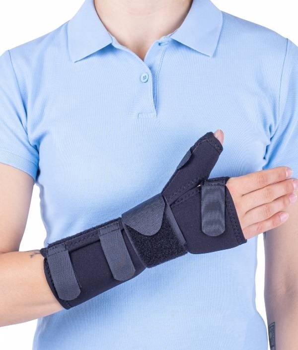 TRIACARP M Finger marime M1 Dreapta – Orteza incheietura si police cu atele modelabile